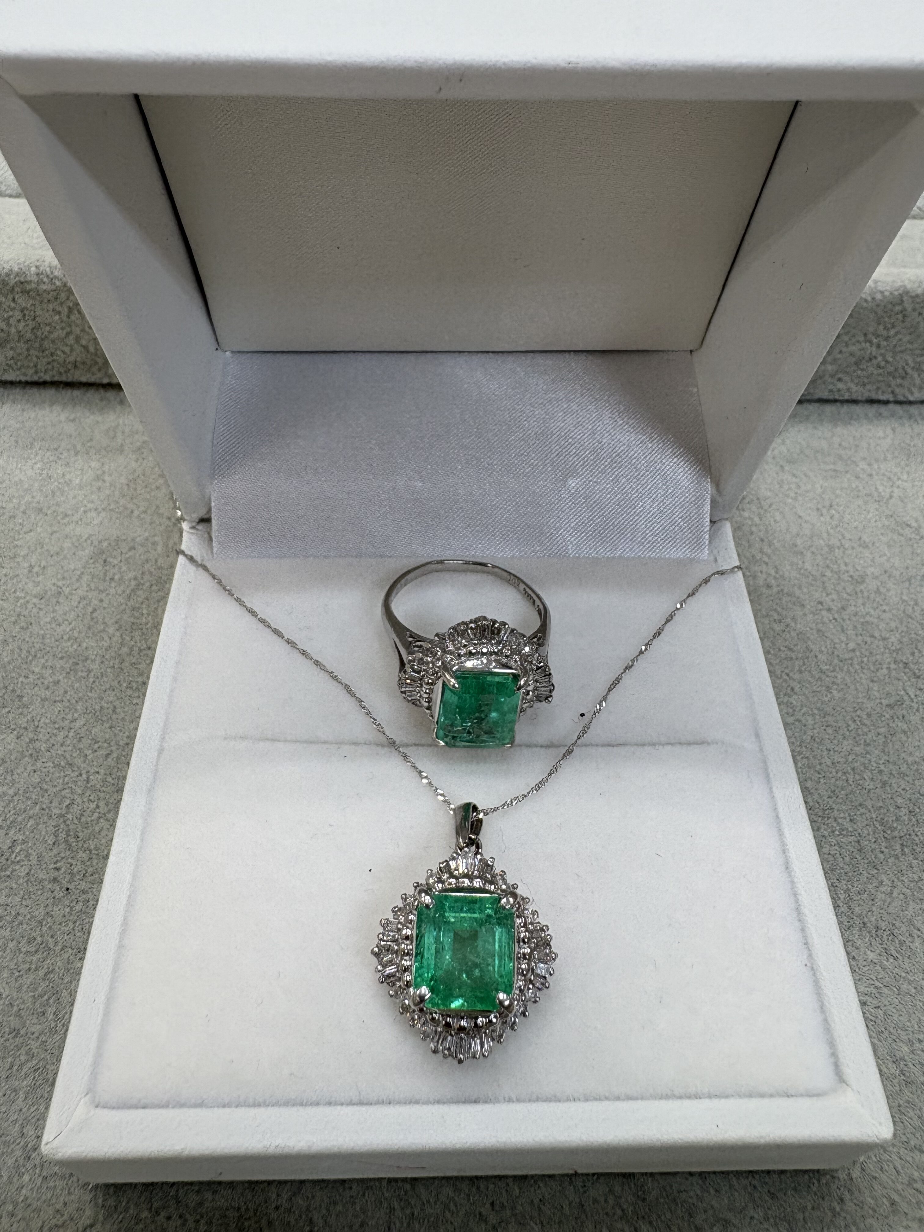 pt950エメラルド　お買取させていただきました