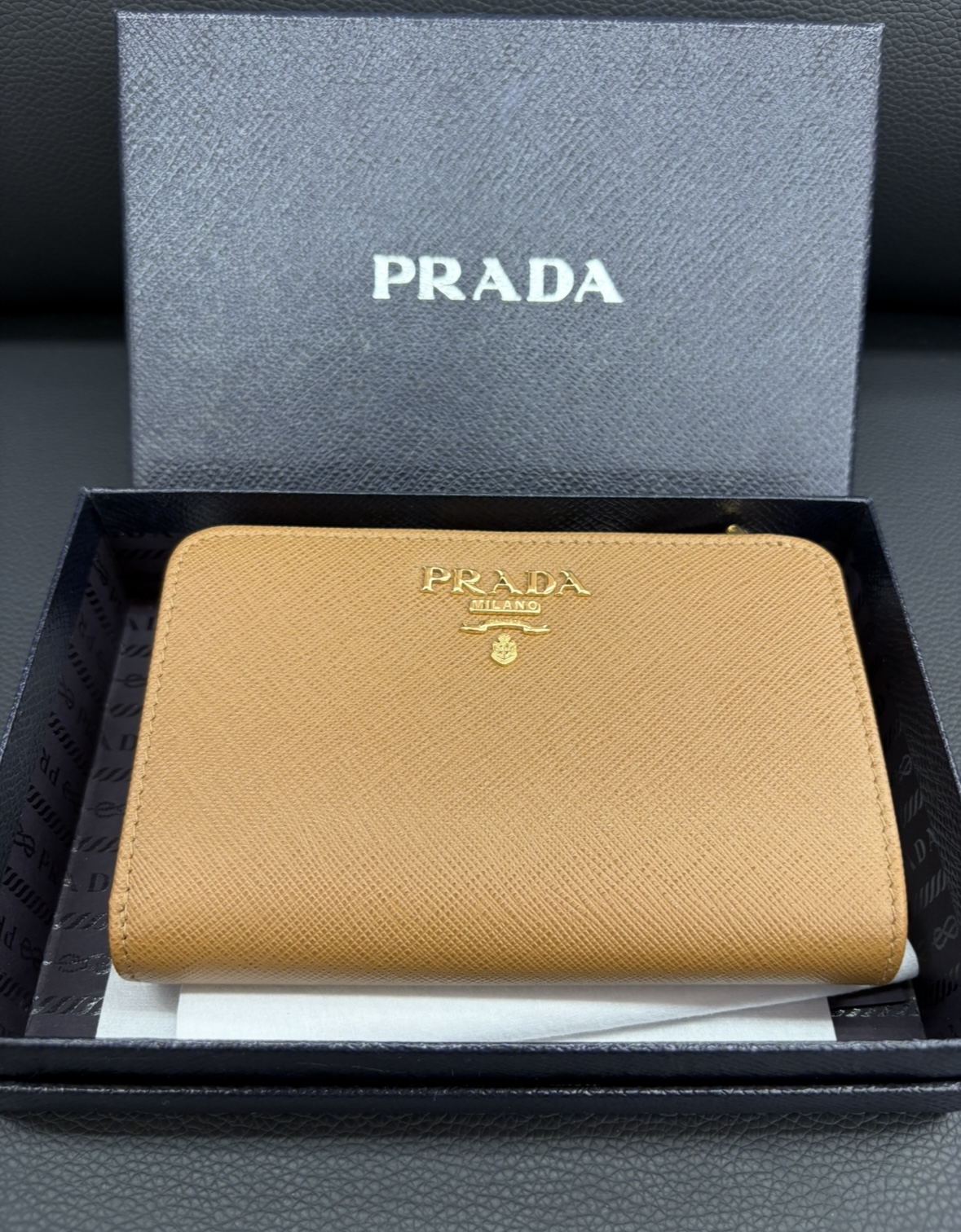 PRADA